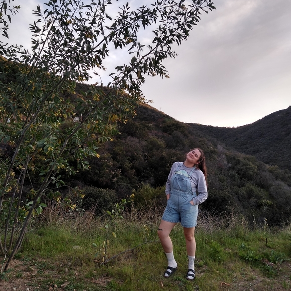 Seller Info 💌 - Picture 11 of 16